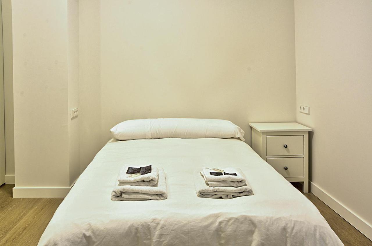 Apartamento De Dos Dormitorios En Triana Севилья Экстерьер фото