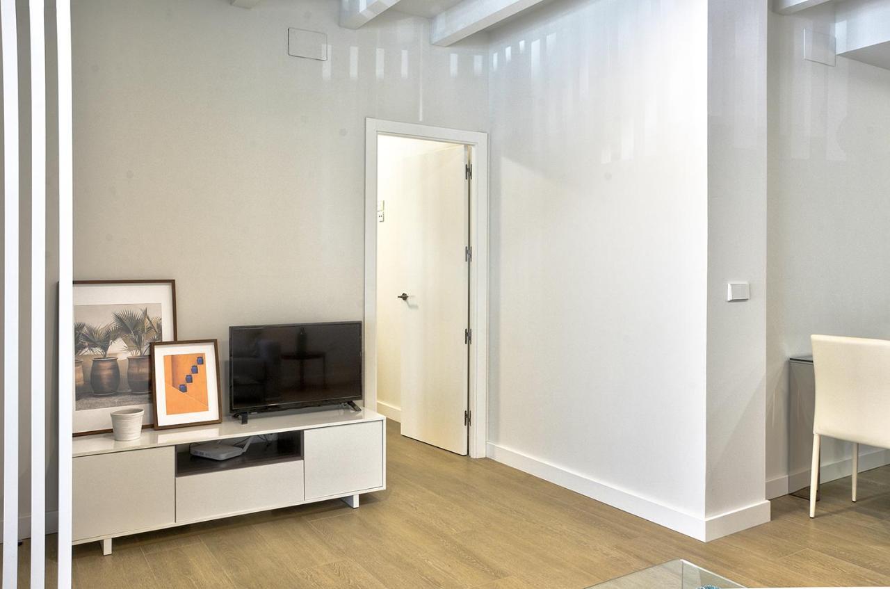 Apartamento De Dos Dormitorios En Triana Севилья Экстерьер фото